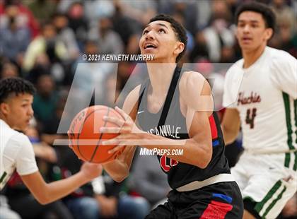 Thumbnail 2 in Waxahachie vs Duncanville (UIL 6A Regional Finals) photogallery.