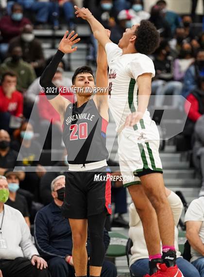 Thumbnail 2 in Waxahachie vs Duncanville (UIL 6A Regional Finals) photogallery.