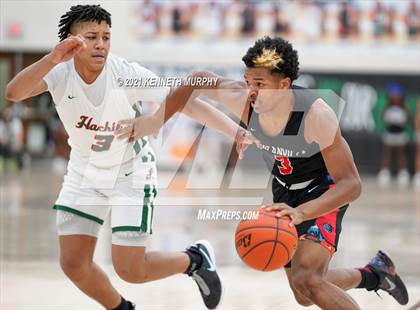 Thumbnail 2 in Waxahachie vs Duncanville (UIL 6A Regional Finals) photogallery.