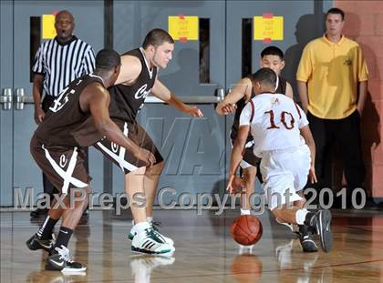 Thumbnail 2 in Alemany vs. Crespi (CIF SS D4A Final) photogallery.