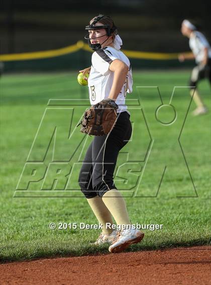 Thumbnail 2 in Broken Arrow vs Rock Canyon (Erie Festival of Champions) photogallery.