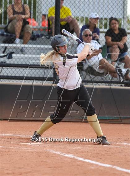 Thumbnail 3 in Broken Arrow vs Rock Canyon (Erie Festival of Champions) photogallery.
