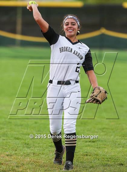 Thumbnail 3 in Broken Arrow vs Rock Canyon (Erie Festival of Champions) photogallery.