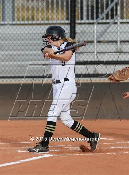Thumbnail 1 in Broken Arrow vs Rock Canyon (Erie Festival of Champions) photogallery.