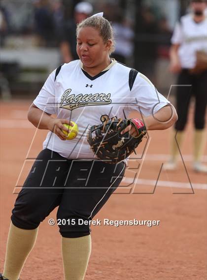 Thumbnail 2 in Broken Arrow vs Rock Canyon (Erie Festival of Champions) photogallery.