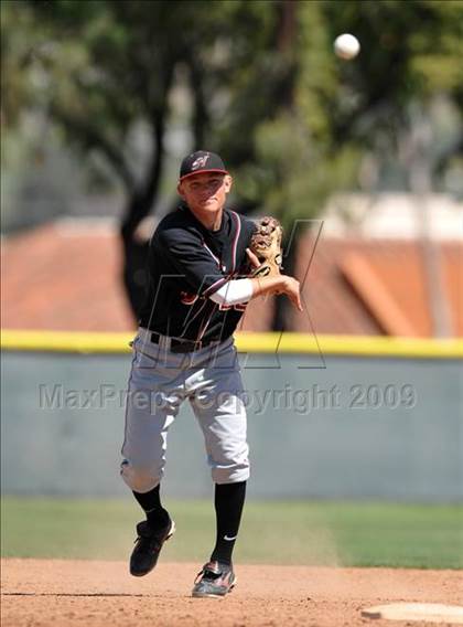 Thumbnail 3 in Murrieta Valley vs. Hart (OC Nissan Select Invitational) photogallery.