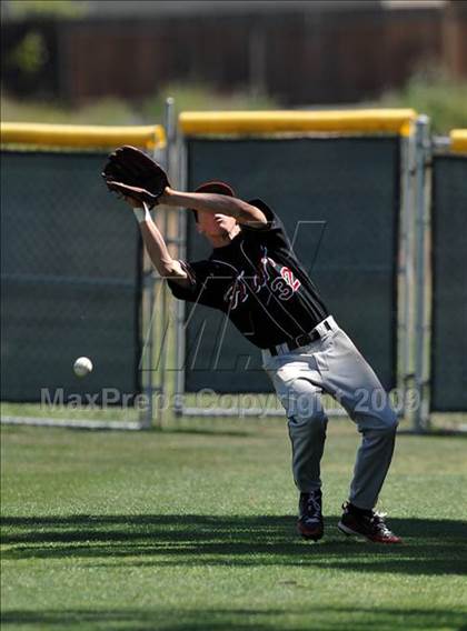 Thumbnail 3 in Murrieta Valley vs. Hart (OC Nissan Select Invitational) photogallery.