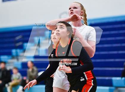 Thumbnail 1 in Lakewood vs Ralston Valley photogallery.