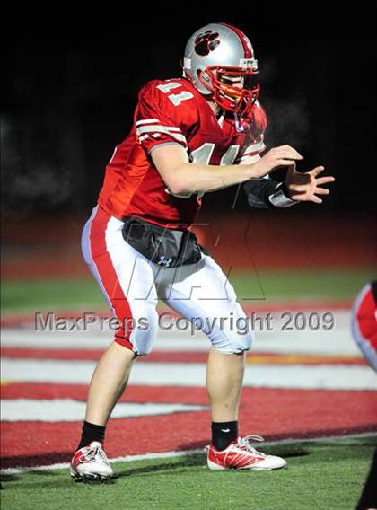 Thumbnail 1 in Simsbury @ Pomperaug (CIAC Class L Semifinal)  photogallery.