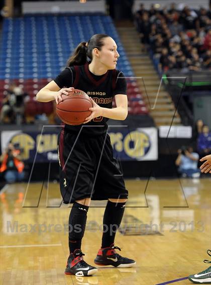 Thumbnail 2 in Alemany vs. Sacred Heart Cathedral (CIF State D3 Final) photogallery.