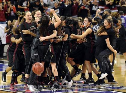 Thumbnail 2 in Alemany vs. Sacred Heart Cathedral (CIF State D3 Final) photogallery.