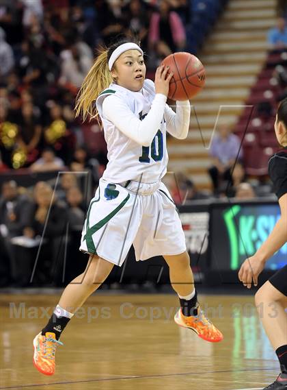 Thumbnail 3 in Alemany vs. Sacred Heart Cathedral (CIF State D3 Final) photogallery.