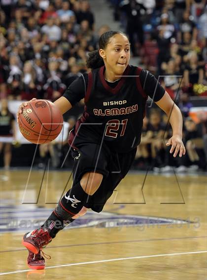 Thumbnail 1 in Alemany vs. Sacred Heart Cathedral (CIF State D3 Final) photogallery.