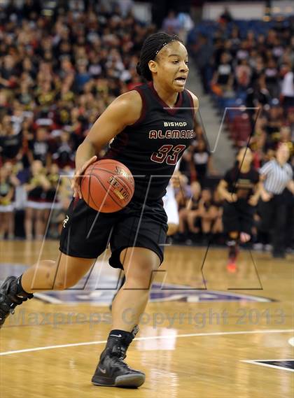 Thumbnail 1 in Alemany vs. Sacred Heart Cathedral (CIF State D3 Final) photogallery.