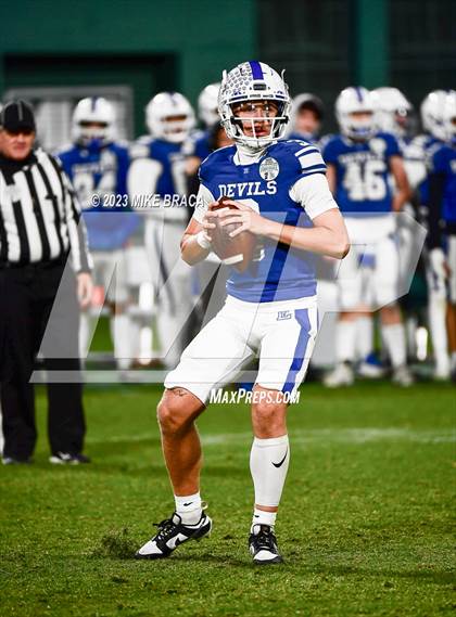 Thumbnail 2 in Leominster vs Fitchburg (High School Football at Fenway) photogallery.