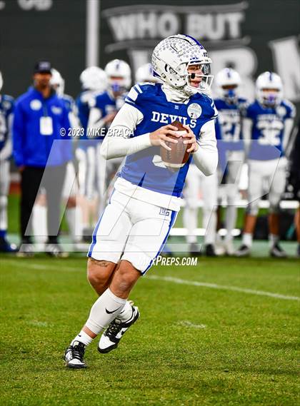 Thumbnail 1 in Leominster vs Fitchburg (High School Football at Fenway) photogallery.