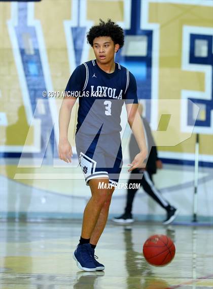 Thumbnail 3 in Loyola vs. St. John Bosco (St. John Bosco-Gahr Classic) photogallery.