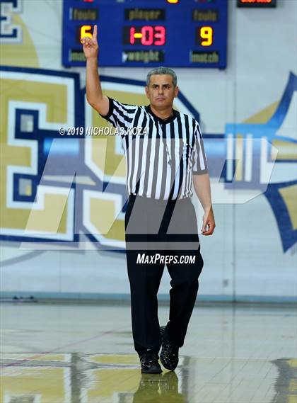 Thumbnail 3 in Loyola vs. St. John Bosco (St. John Bosco-Gahr Classic) photogallery.