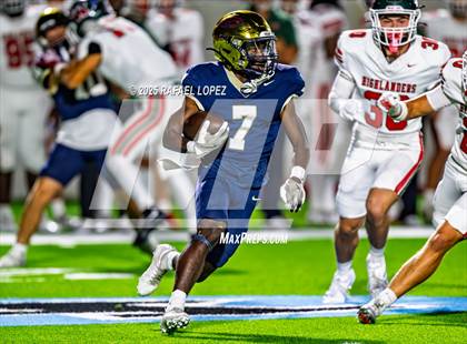 Thumbnail 3 in Klein Collins vs. The Woodlands (UIL 6A D1 Football Area) photogallery.