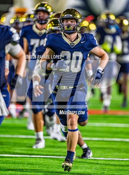 Thumbnail 1 in Klein Collins vs. The Woodlands (UIL 6A D1 Football Area) photogallery.