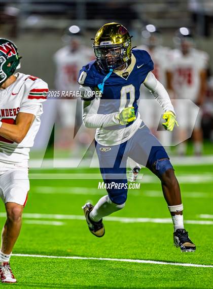 Thumbnail 3 in Klein Collins vs. The Woodlands (UIL 6A D1 Football Area) photogallery.