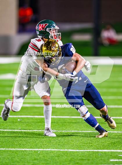 Thumbnail 3 in Klein Collins vs. The Woodlands (UIL 6A D1 Football Area) photogallery.