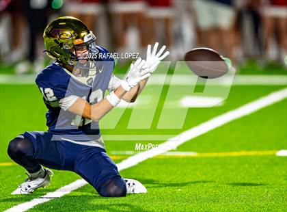 Thumbnail 3 in Klein Collins vs. The Woodlands (UIL 6A D1 Football Area) photogallery.