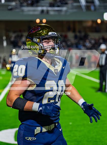 Thumbnail 1 in Klein Collins vs. The Woodlands (UIL 6A D1 Football Area) photogallery.