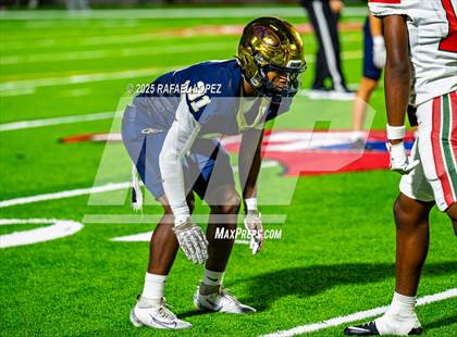 Thumbnail 2 in Klein Collins vs. The Woodlands (UIL 6A D1 Football Area) photogallery.