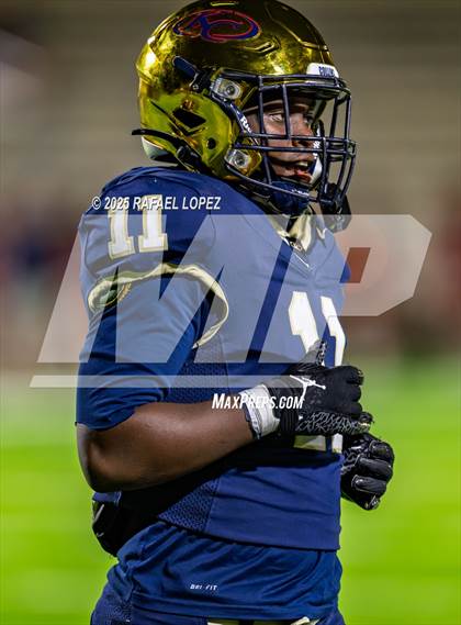 Thumbnail 1 in Klein Collins vs. The Woodlands (UIL 6A D1 Football Area) photogallery.