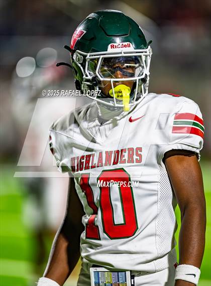 Thumbnail 3 in Klein Collins vs. The Woodlands (UIL 6A D1 Football Area) photogallery.