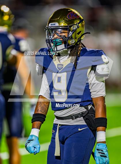 Thumbnail 2 in Klein Collins vs. The Woodlands (UIL 6A D1 Football Area) photogallery.