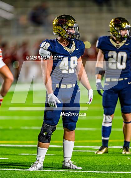 Thumbnail 3 in Klein Collins vs. The Woodlands (UIL 6A D1 Football Area) photogallery.