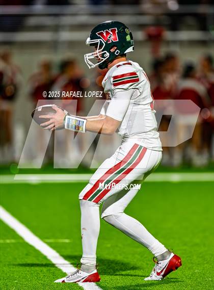 Thumbnail 3 in Klein Collins vs. The Woodlands (UIL 6A D1 Football Area) photogallery.