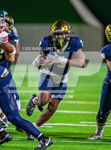 Thumbnail 1 in Klein Collins vs. The Woodlands (UIL 6A D1 Football Area) photogallery.