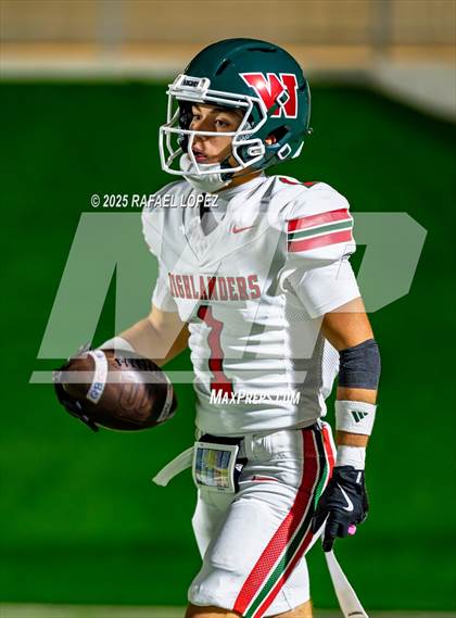 Thumbnail 2 in Klein Collins vs. The Woodlands (UIL 6A D1 Football Area) photogallery.