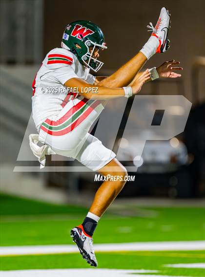 Thumbnail 1 in Klein Collins vs. The Woodlands (UIL 6A D1 Football Area) photogallery.