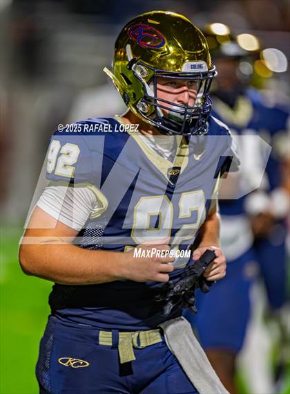 Thumbnail 3 in Klein Collins vs. The Woodlands (UIL 6A D1 Football Area) photogallery.