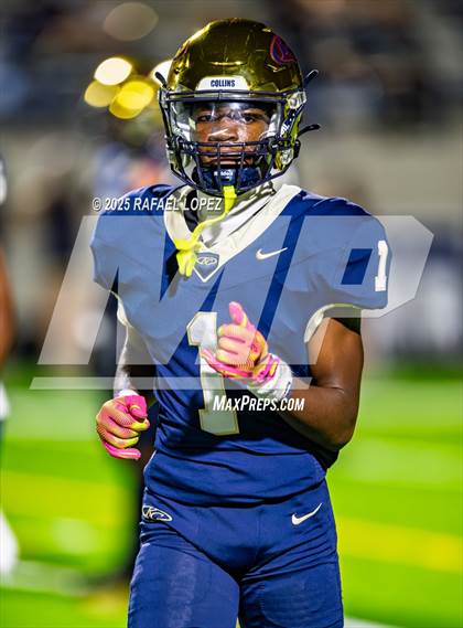 Thumbnail 1 in Klein Collins vs. The Woodlands (UIL 6A D1 Football Area) photogallery.