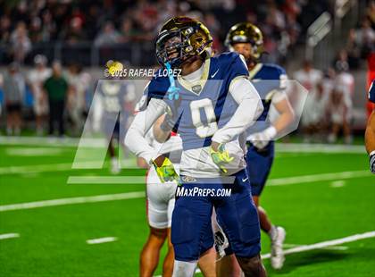 Thumbnail 3 in Klein Collins vs. The Woodlands (UIL 6A D1 Football Area) photogallery.