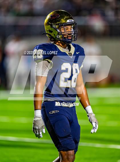 Thumbnail 1 in Klein Collins vs. The Woodlands (UIL 6A D1 Football Area) photogallery.