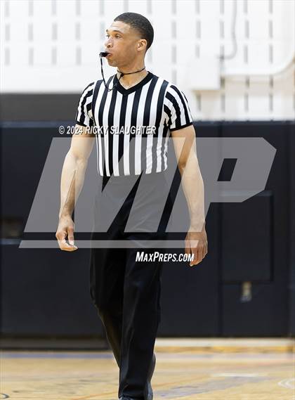 Thumbnail 1 in Pattonville vs Alton (SWIC SHOWDOWN) photogallery.