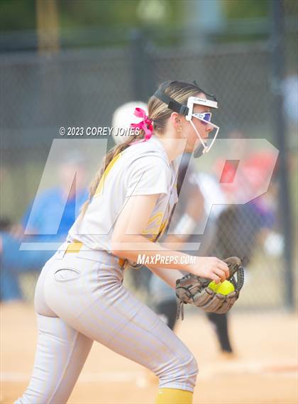 Thumbnail 2 in Harris County vs Northgate (GHSA 5A State Tournament) photogallery.
