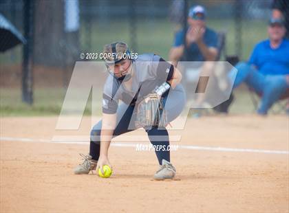 Thumbnail 1 in Harris County vs Northgate (GHSA 5A State Tournament) photogallery.