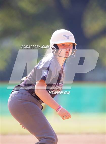 Thumbnail 3 in Harris County vs Northgate (GHSA 5A State Tournament) photogallery.