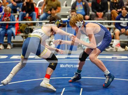 Thumbnail 3 in GIAA Traditional State Semifinals photogallery.