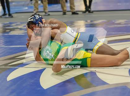 Thumbnail 3 in GIAA Traditional State Semifinals photogallery.