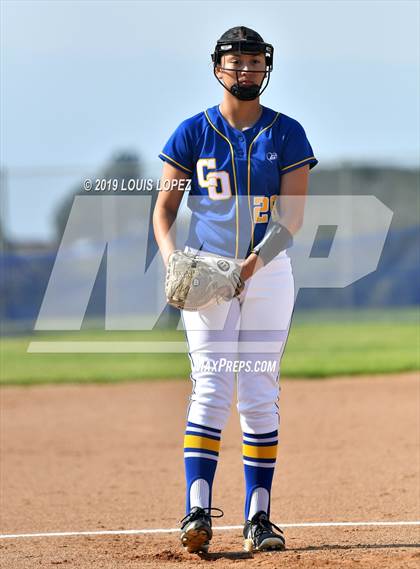 Thumbnail 3 in Charter Oak @ Diamond Ranch photogallery.