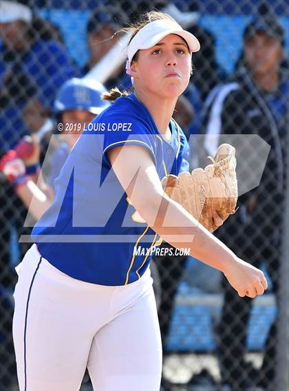 Thumbnail 2 in Charter Oak @ Diamond Ranch photogallery.