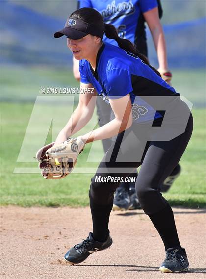 Thumbnail 3 in Charter Oak @ Diamond Ranch photogallery.